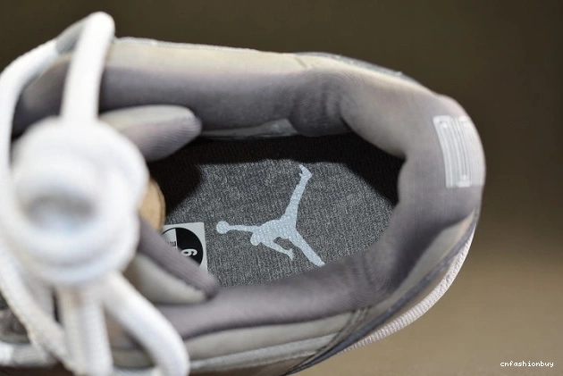 528895-003 Low Grey 11 Jordan Cool Air 1218